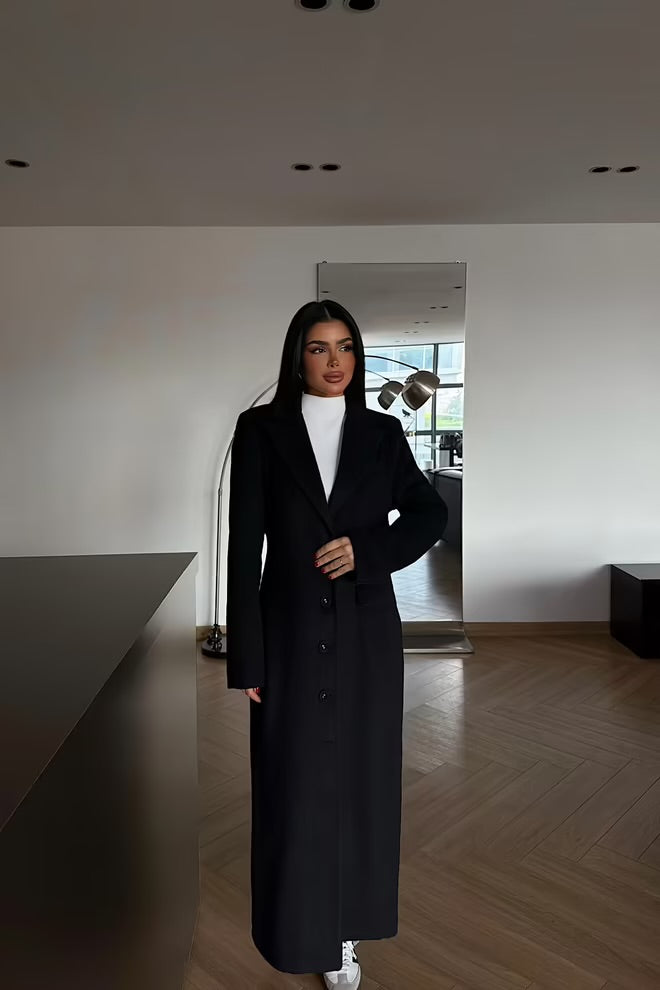 Abrigo Elegante L’amouriste – Corte Largo y Minimal